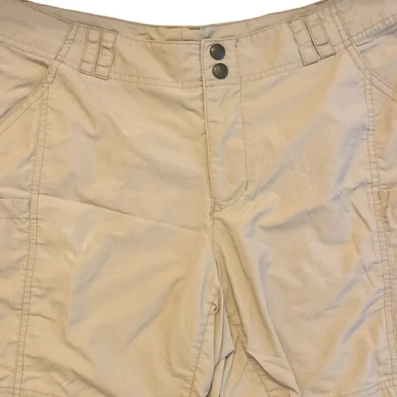 REI UPF 50 Trek Short -10 tan nylon , water resistant, UPF lightweight - Picture 2 of 5